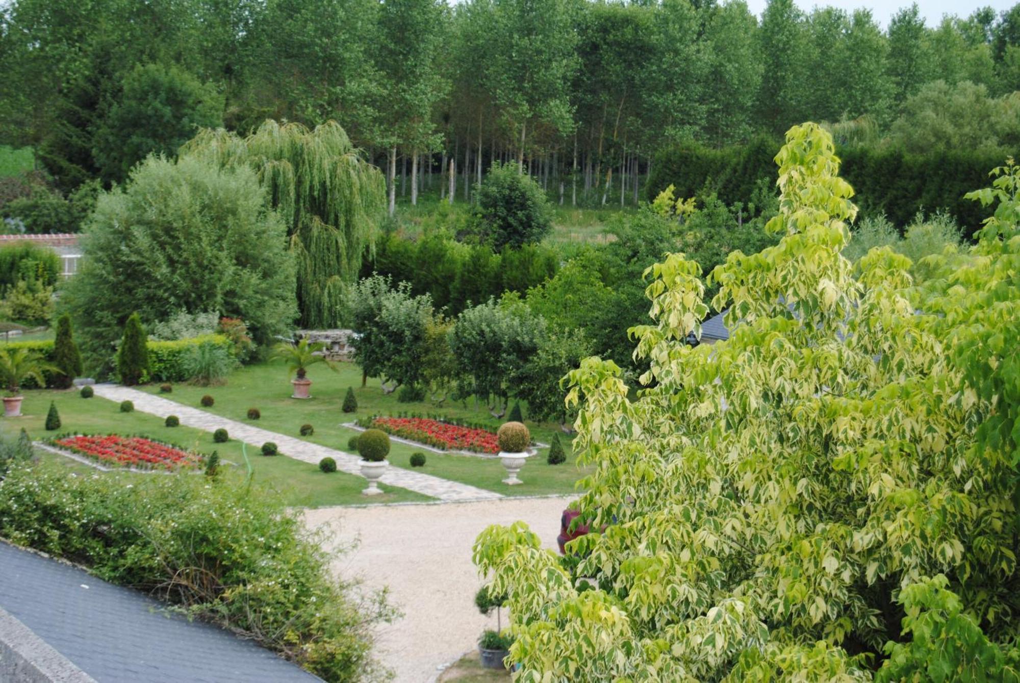 Les Insolites Du Grand Logis Marchais  Exterior photo